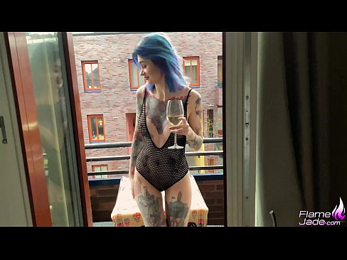 ❤️ Hiiglaslik tüdruk imeb neeluga ja keppib kirglikult vaba taeva all Porno vk at et.teatroporno.ru ❌️